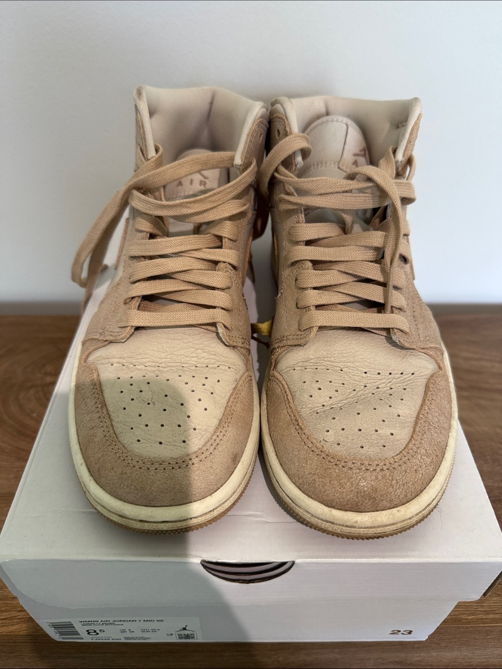 Jordan Men's High-Top Sneakers Tan/Cream